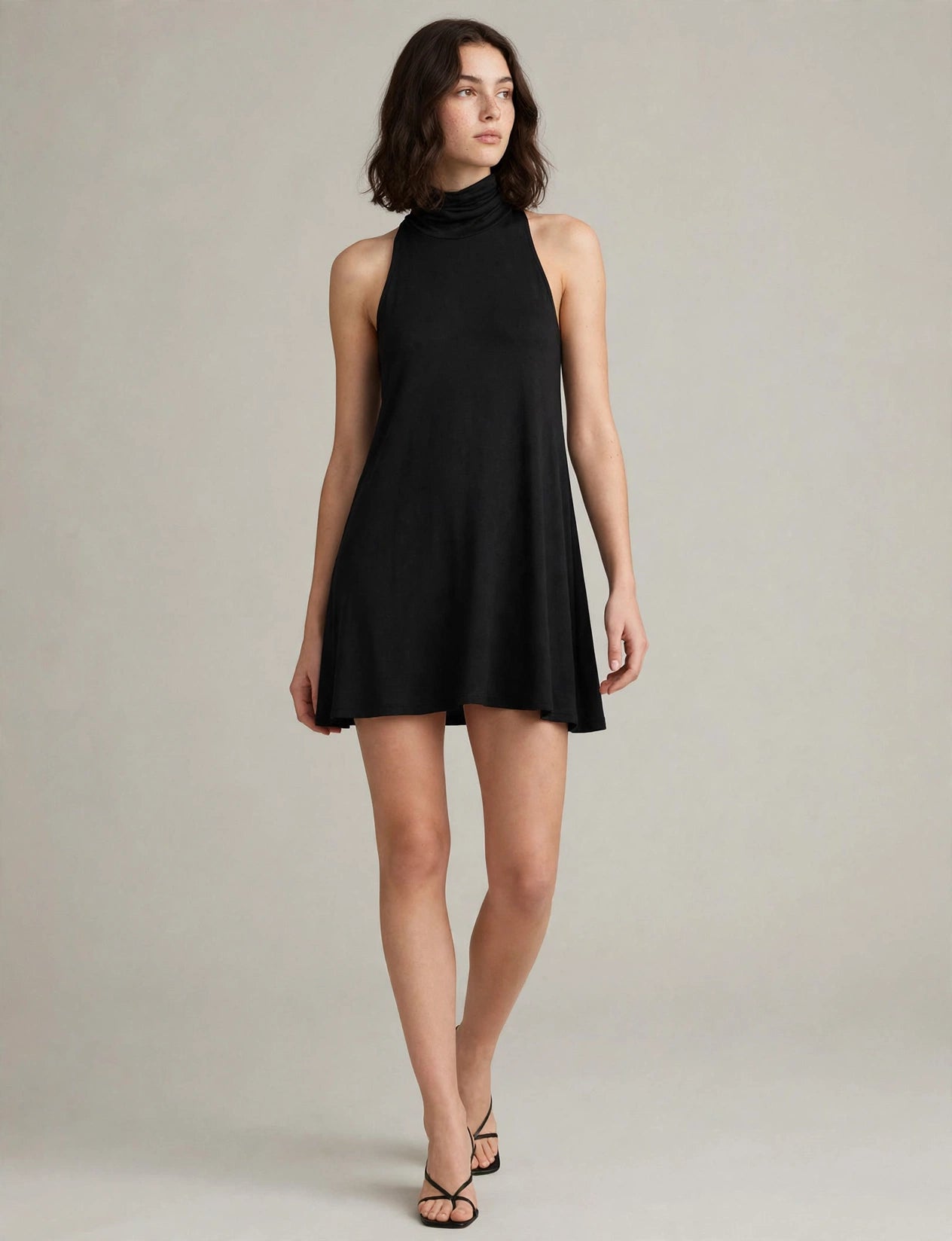 Basic Halter Neck Sleeveless Strappy Swing Dress